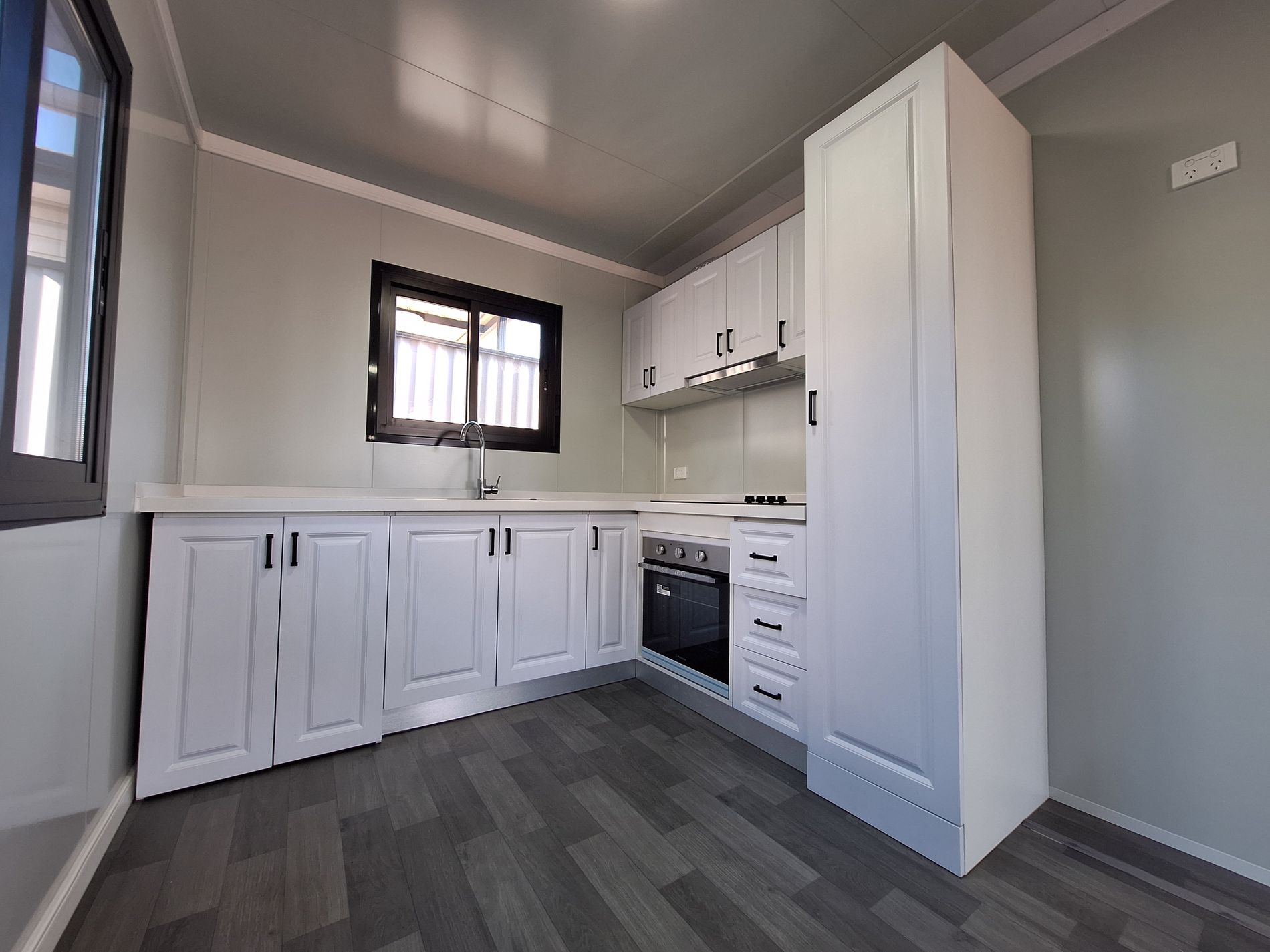 Granny flat@32 Broughton st, Old Guildford