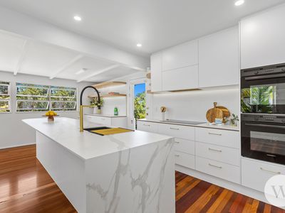 19 Maundrell Terrace, Chermside West