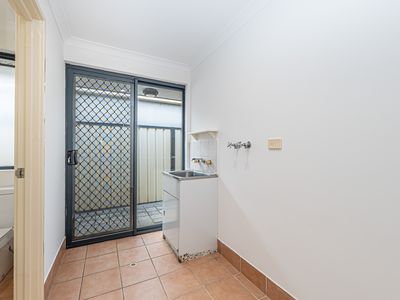22 Mary Mackillop Glen, Queens Park