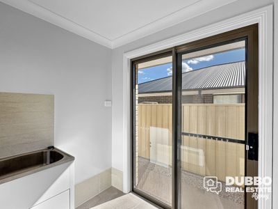 6A Drover Avenue, Dubbo