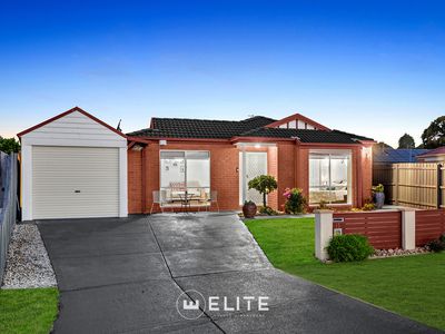 15 Nandaly Place, Cranbourne West