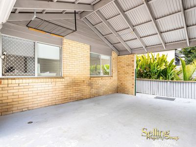 2 / 6 Brookside Road, Labrador