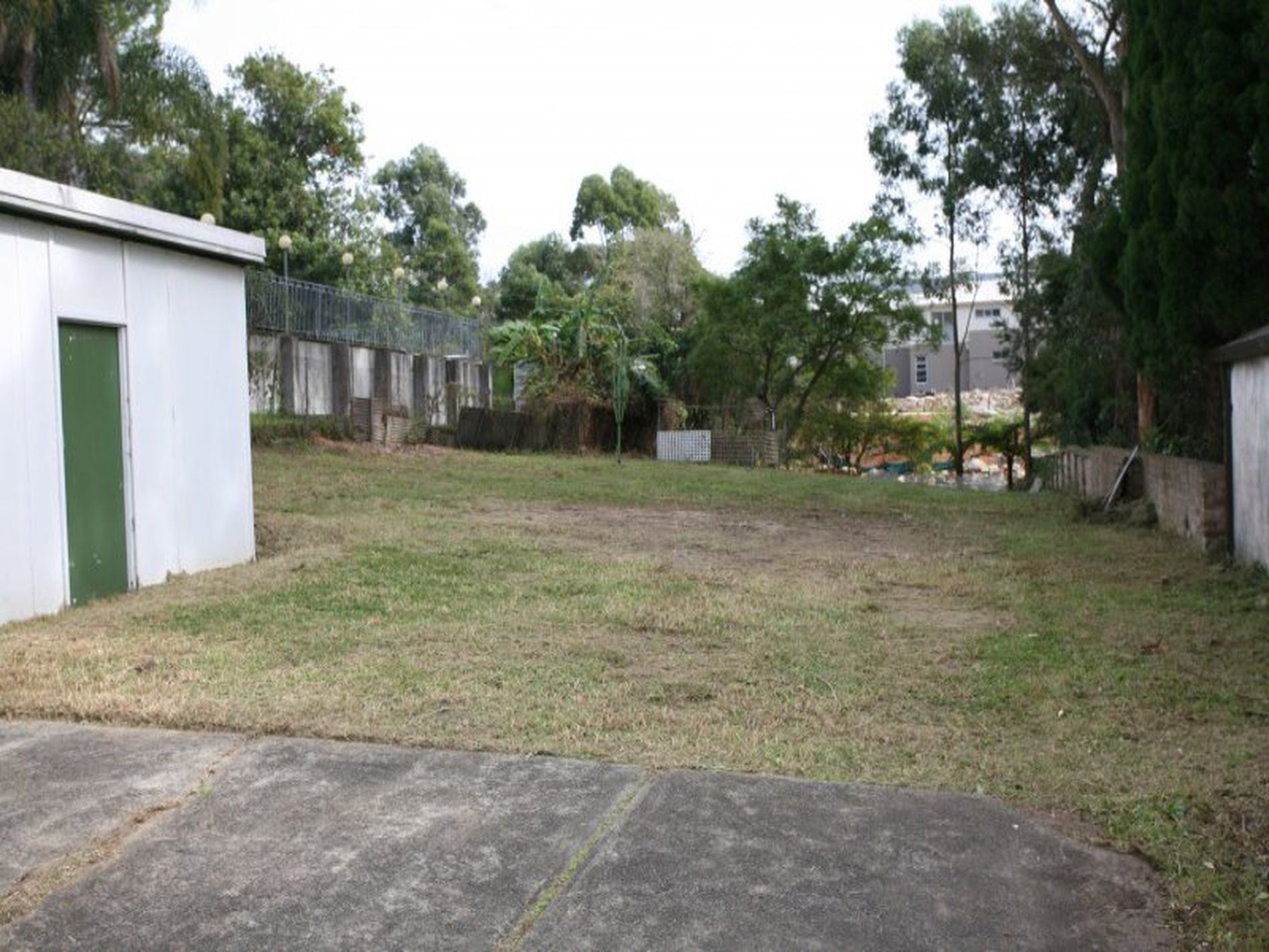 54 Eastern Valley Way, Northbridge