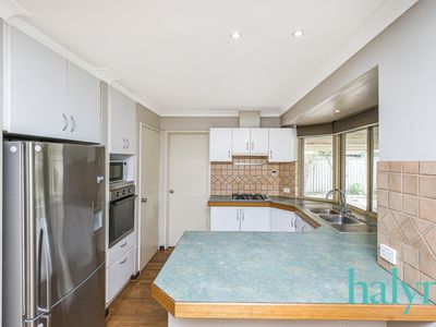 1 Gedling Close, Parkwood