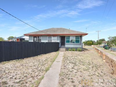 72 Albert Street, Horsham