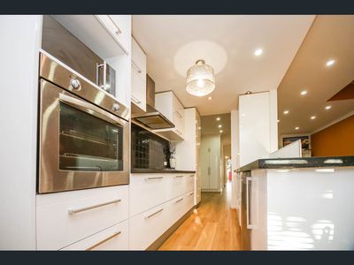 Room 2 / 16 Harvey Circuit, Mawson Lakes