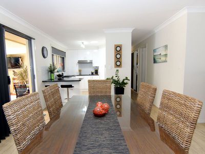 9 Undara Circuit, Forster