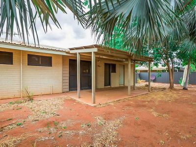 2 / 1 Brown Way, South Hedland