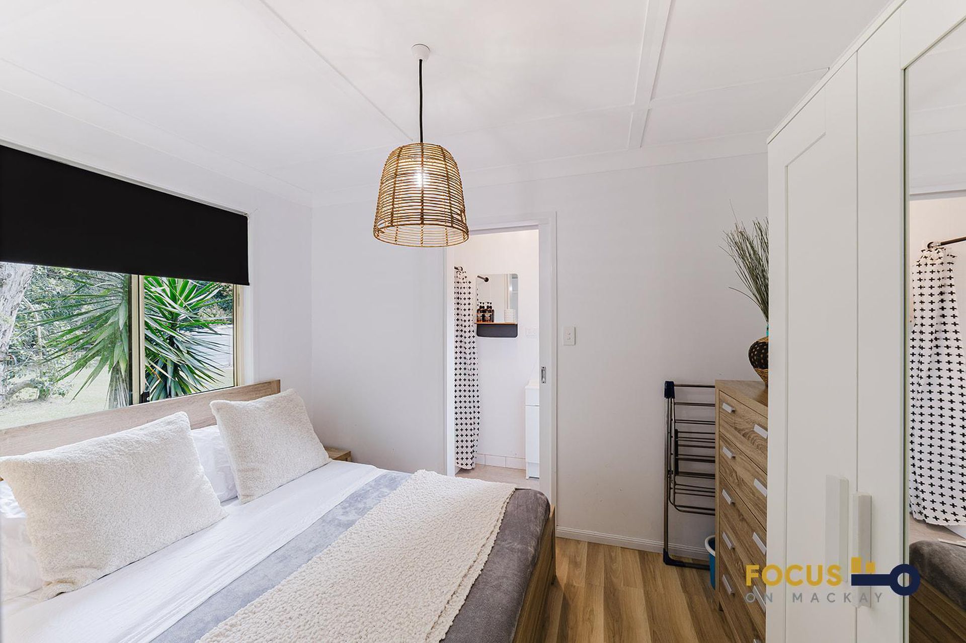 220 Miran Khan Dve, Armstrong Beach