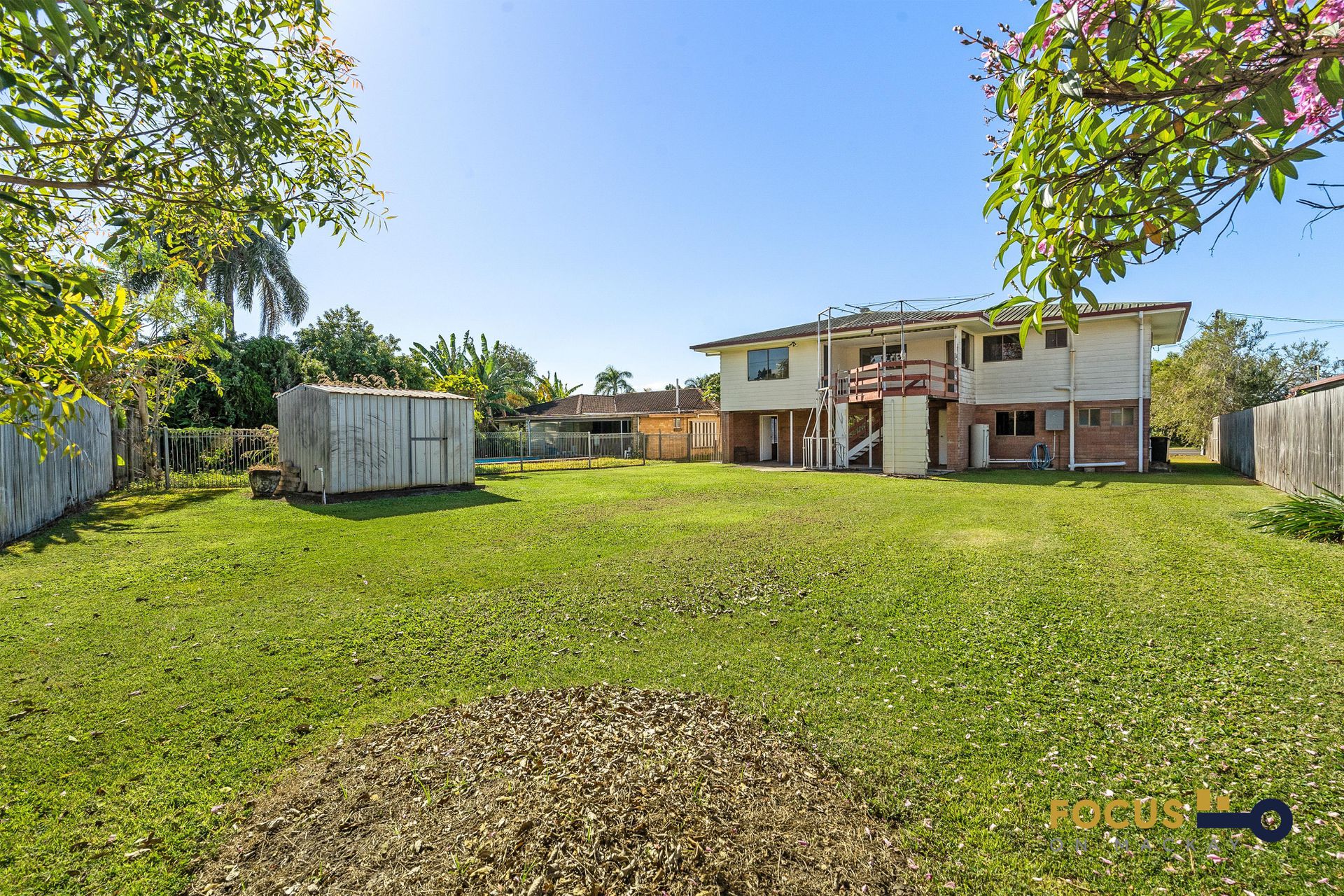 27 Barton Street, West Mackay