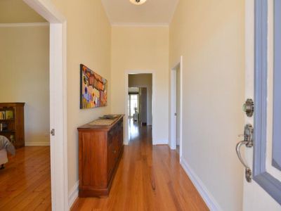 15 Bourke Street, Piccadilly