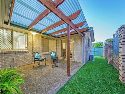 27 Teraglin Street, Manly West