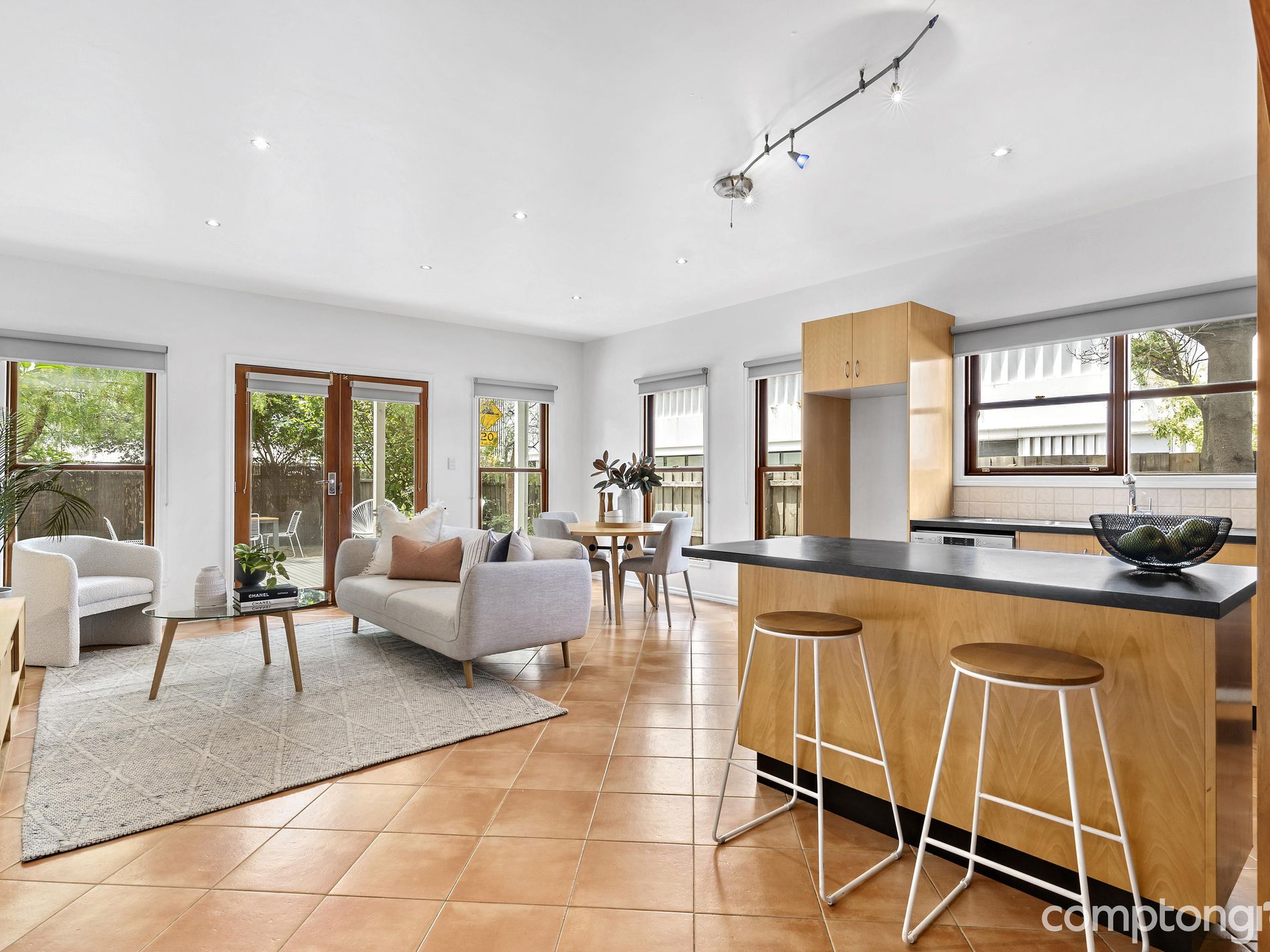 12 Cecil St, Williamstown
