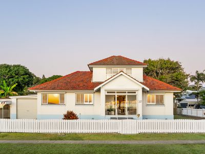 32 Flinders Parade, Sandgate