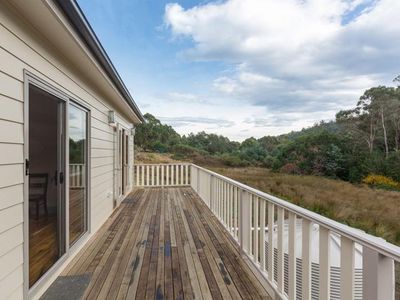 880 Woodbridge Hill Road, Gardners Bay