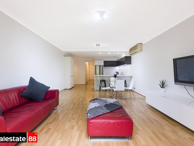 24 / 122 Mounts Bay Road, Perth