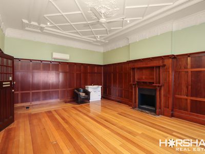 Office 6 / 143 -145 Baillie Street , Horsham