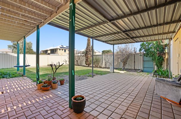 12B Lewington Street, Rockingham