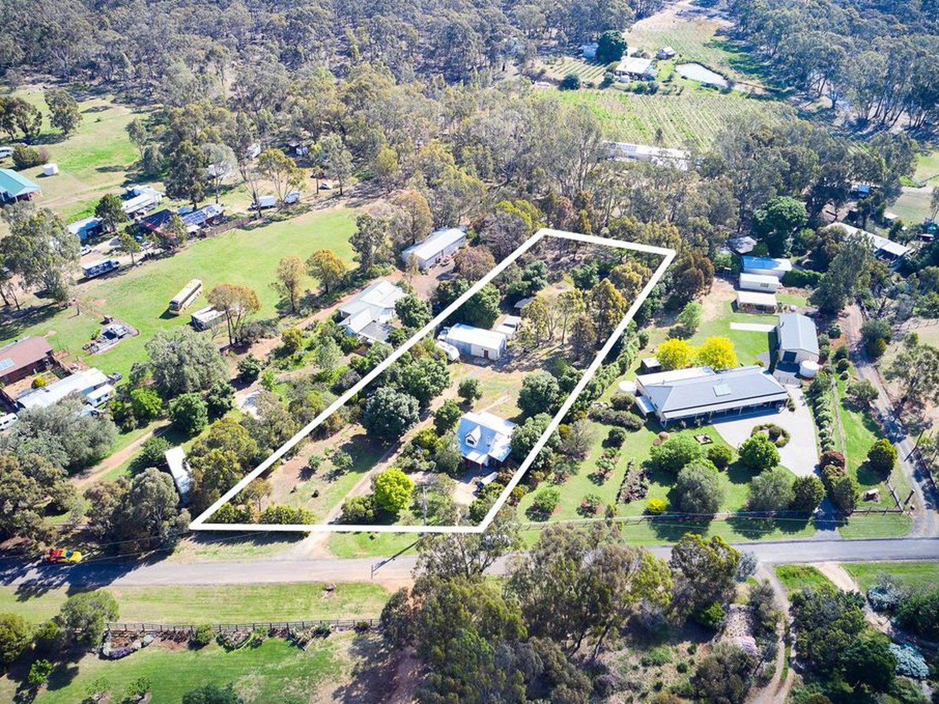 16 Thompsons Lane, Heathcote