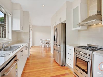 2 / 90 Railway Parade, Pascoe Vale