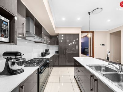 15 William Buckley Drive, Carnes Hill