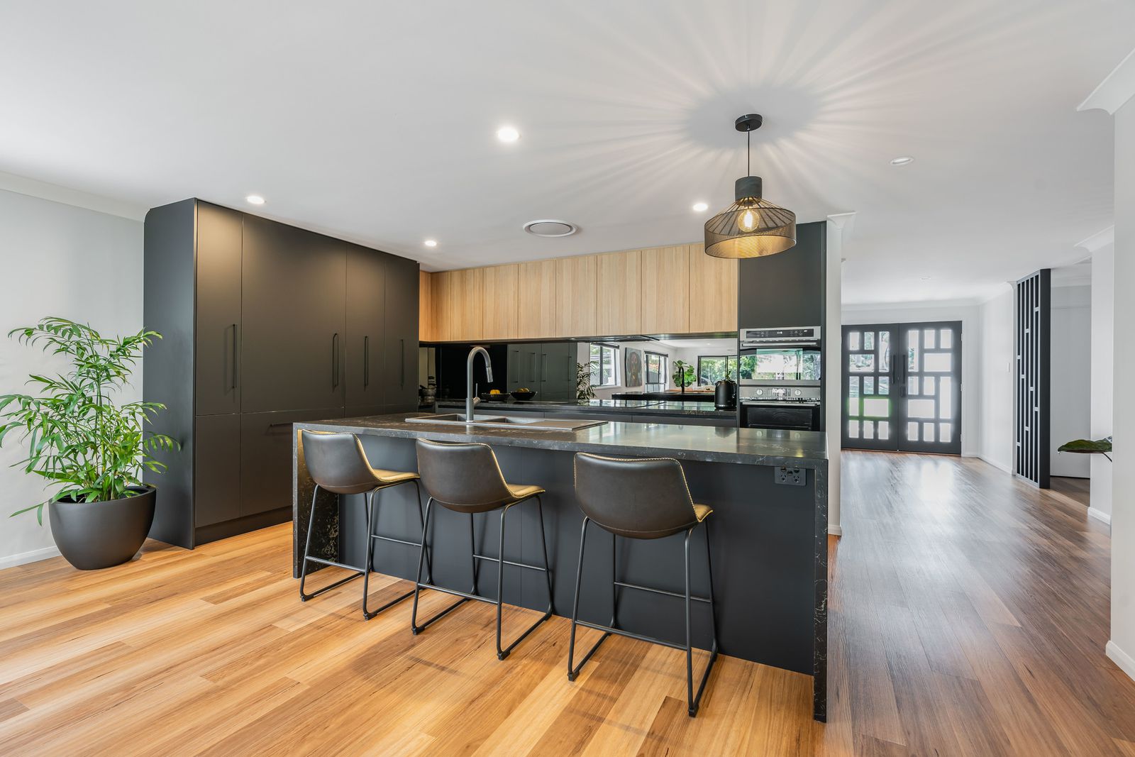 Photo 3 of 28, 5 Hakea Way, Peregian Springs