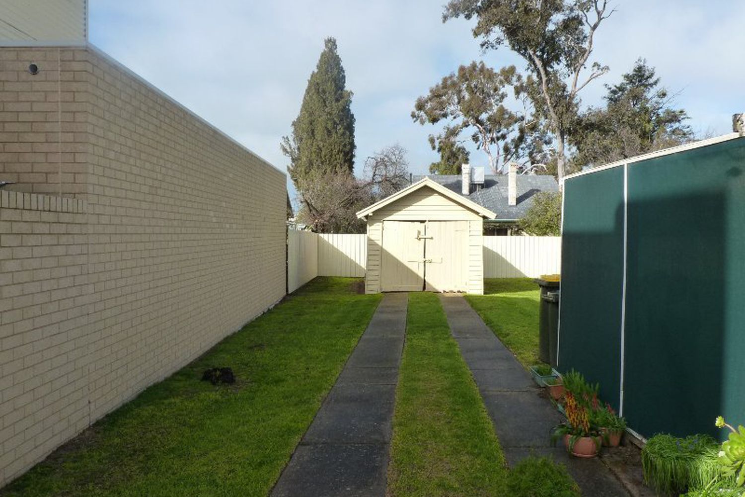 8 George Street, Horsham