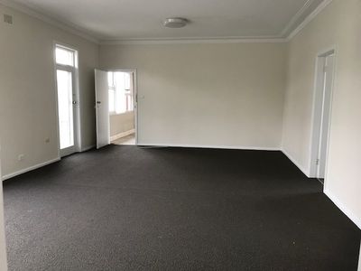4 / 5 First Avenue, Warrawong