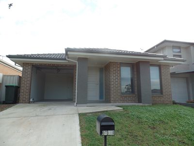 30 Affleck Gardens, Middleton Grange