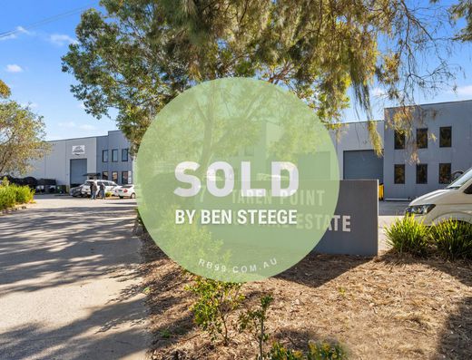 High-Clearance Industrial Strata Unit