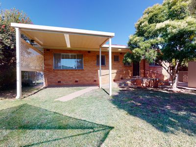 2 Fairview Street, Dubbo