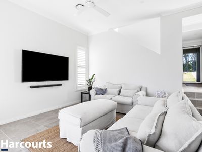 27 Iluka Crescent, Narrawallee