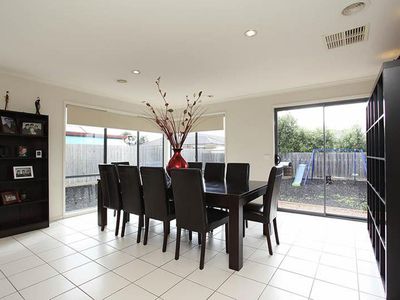 13 Chestnut Grove, Werribee