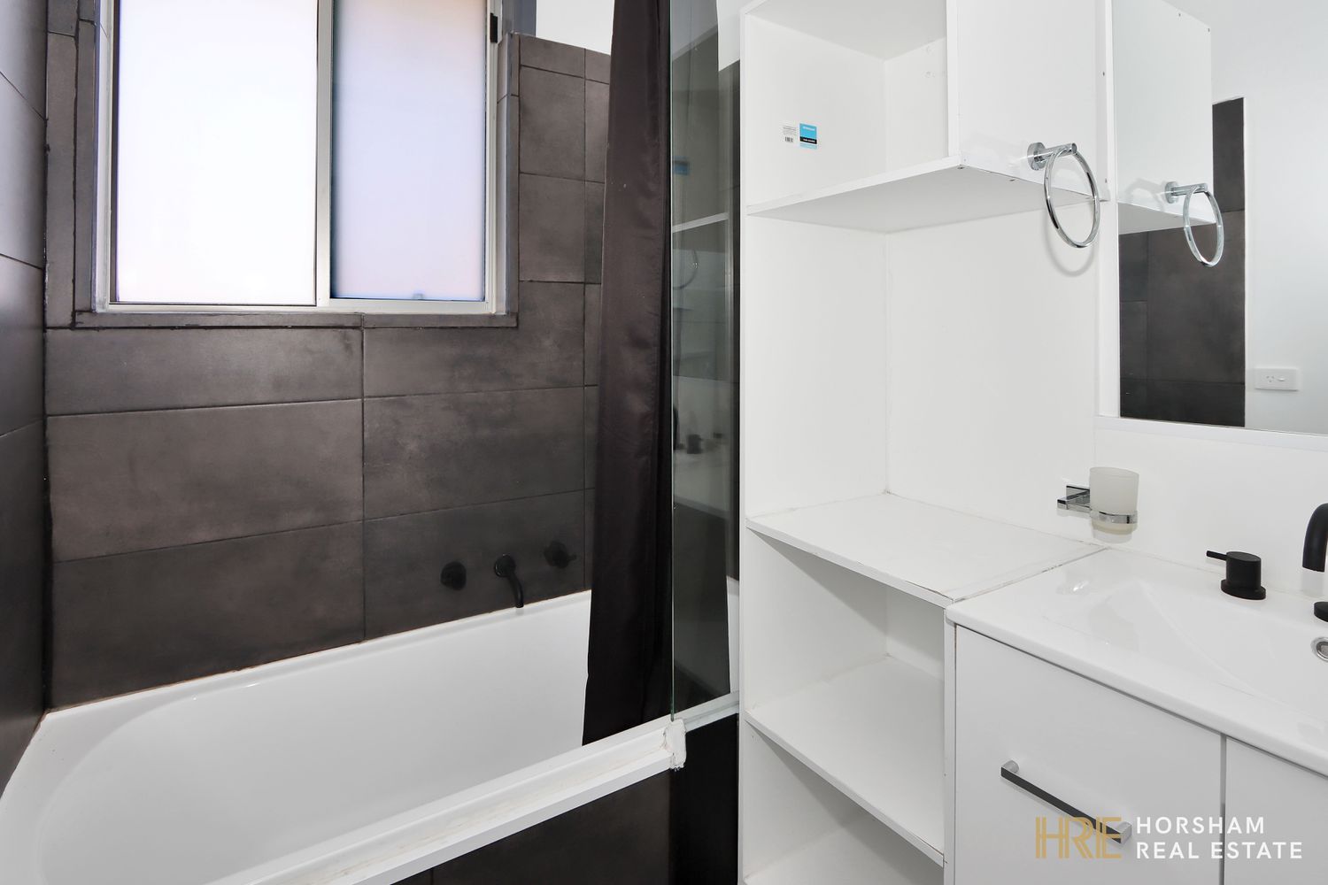 39 Winifred Street, Horsham