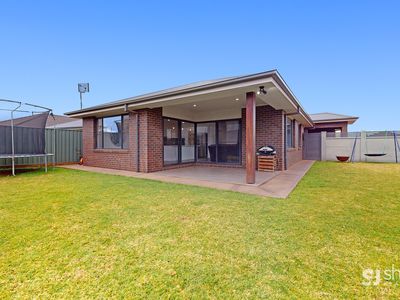 40 Magnolia Boulevard, Dubbo