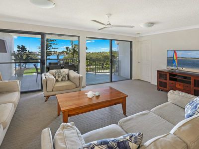10 / 62-68 River Esplanade, Mooloolaba
