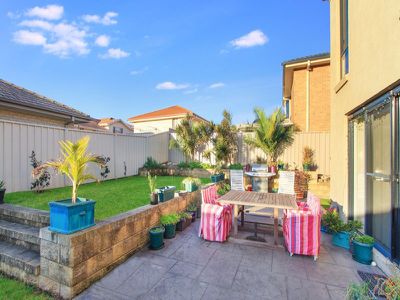 16 Gore Avenue, Shell Cove
