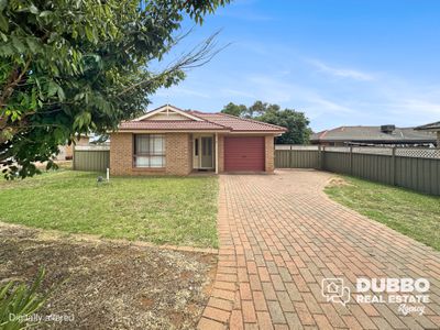 5 Carling Court, Dubbo