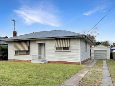 15 Facey Street, Forbes