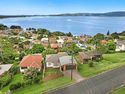 11 Hassan Street, Lake Heights