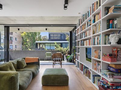 22 / 293 Alison Road, Coogee