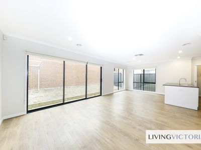 12 Bowenia Avenue, Craigieburn