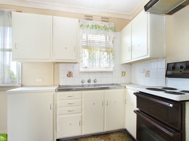 7 Beveles Avenue, Unanderra
