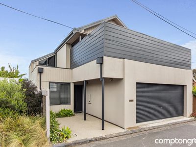 19 Little Osborne Street, Williamstown