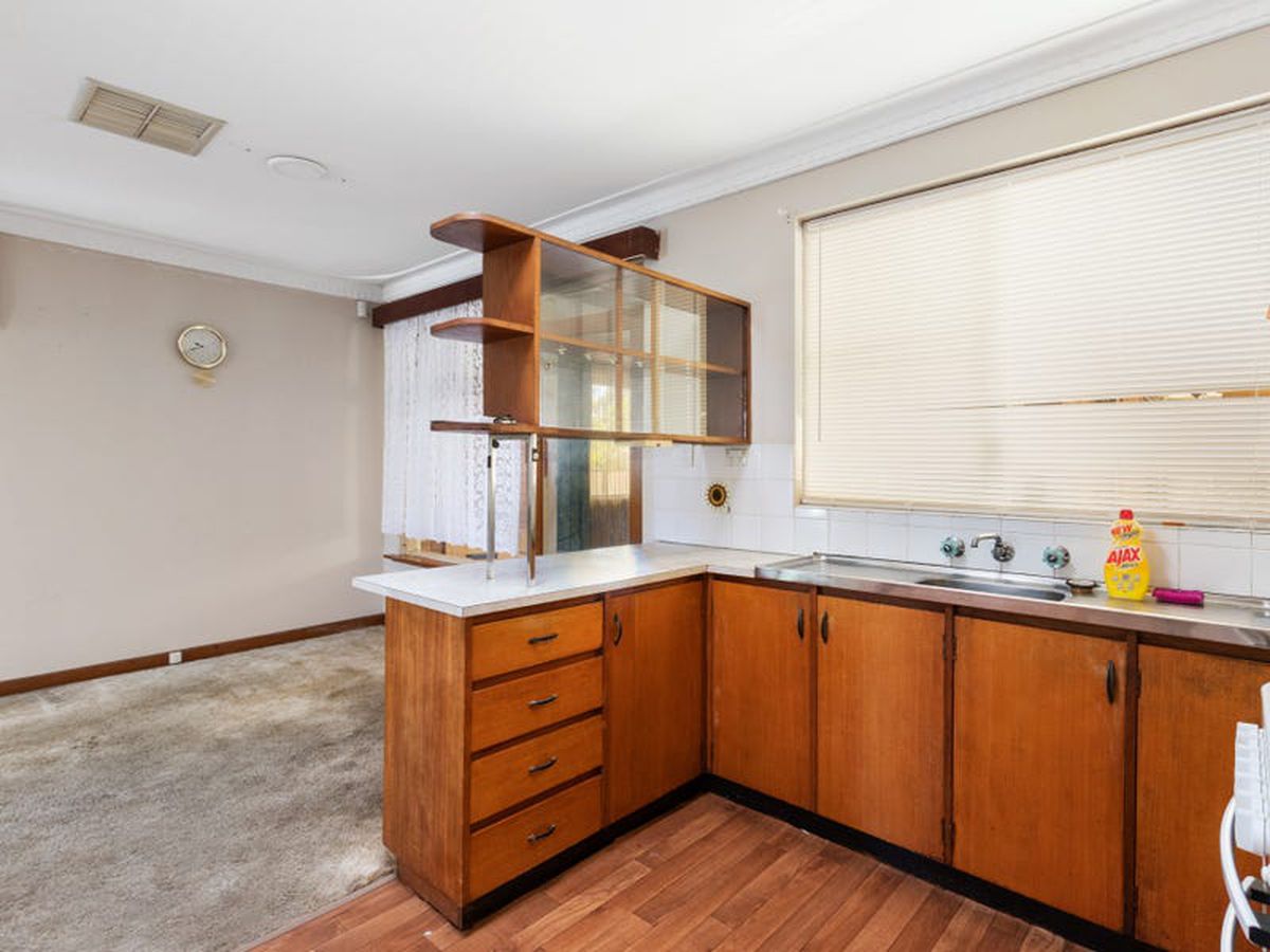 21 Adisham Road, Maddington