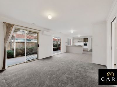 27 Tyrone Avenue, Pakenham