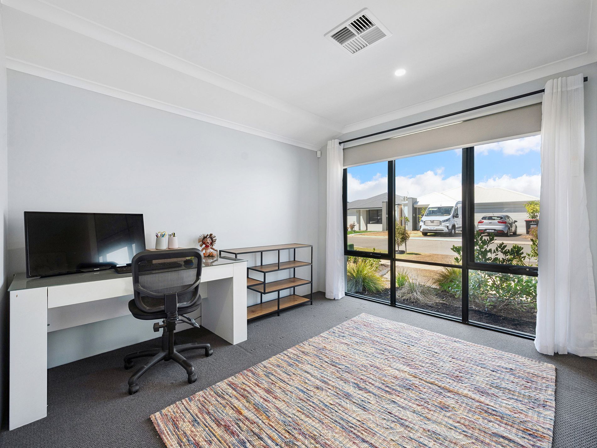 18 Lancaster Loop, Piara Waters