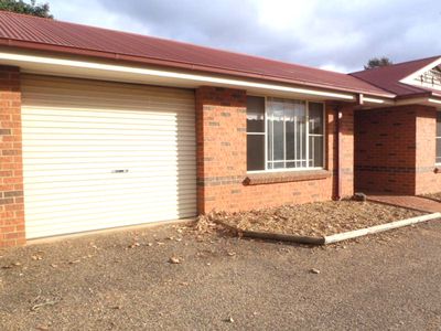 4 / 69 Darling Street, Dubbo