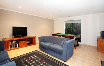 55 Portchester Boulevard, Beaconsfield