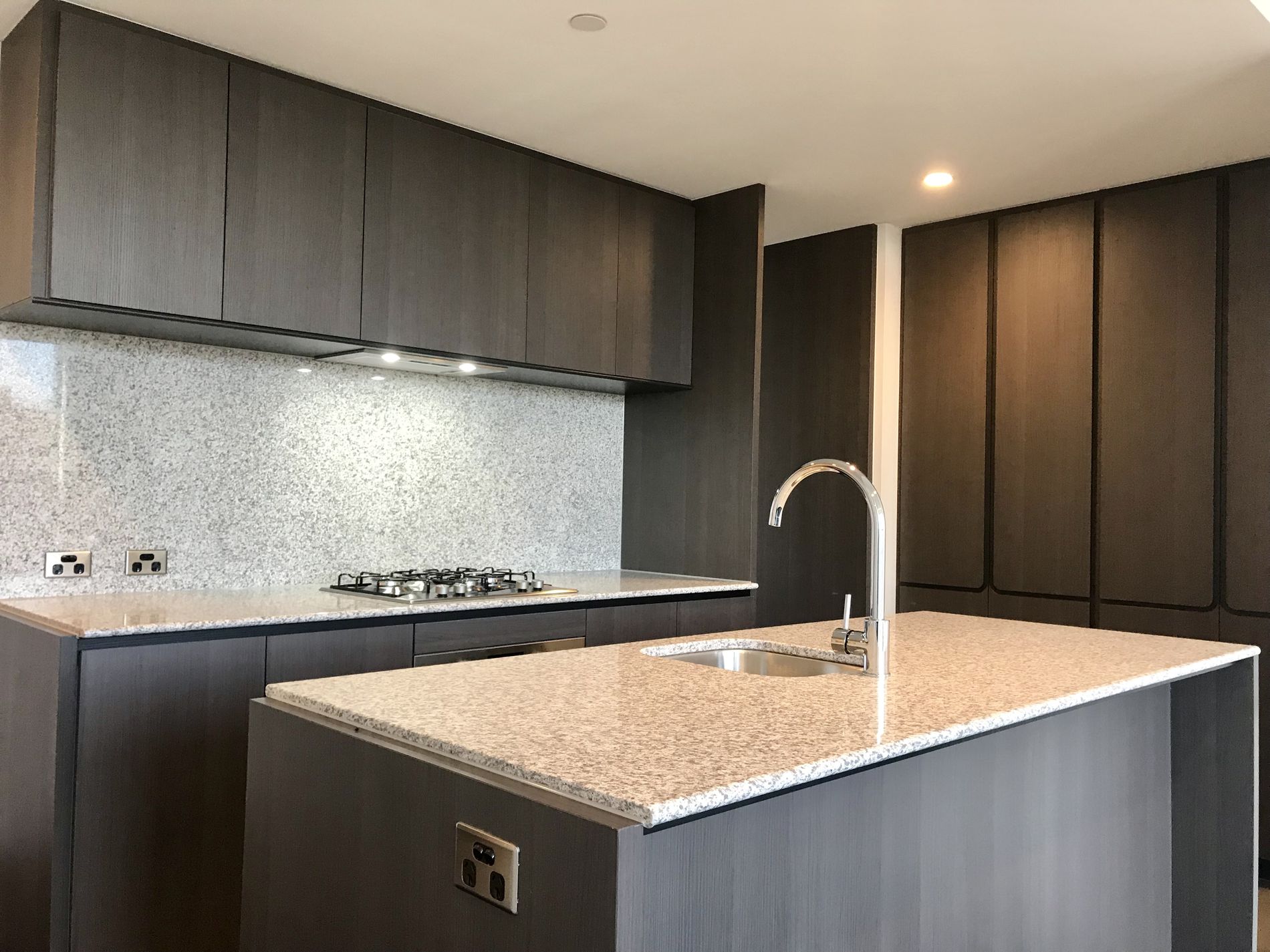 1112 / 170 Victoria Street, Carlton